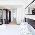 Petit Palace Plaza De La Reina 3*