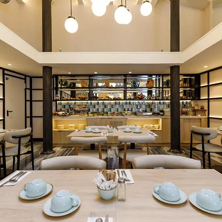 ホテル Petit Palace Plaza De La Reina