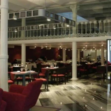 Petit Palace Plaza De La Reina מלון ולנסיה