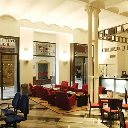 Petit Palace Plaza De La Reina Hotel Valencia