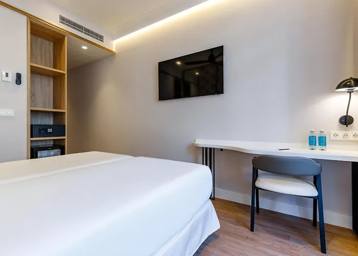 Petit Palace Plaza De La Reina Hotell Valencia