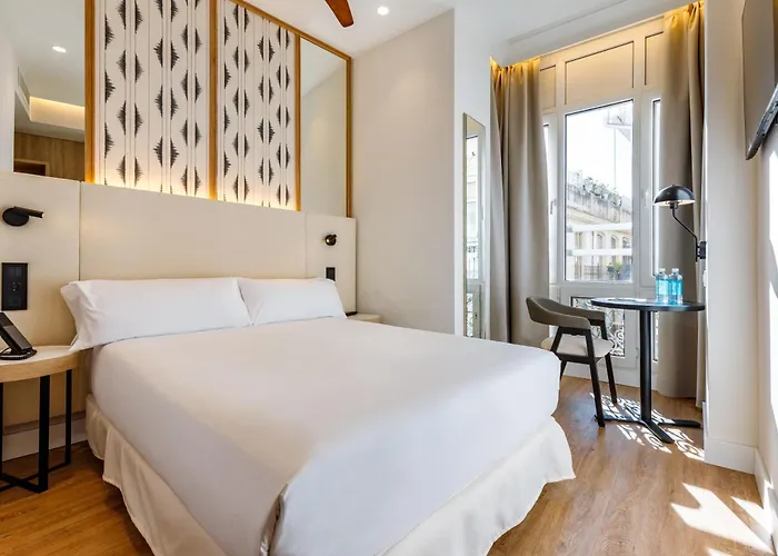 Petit Palace Plaza De La Reina Valência